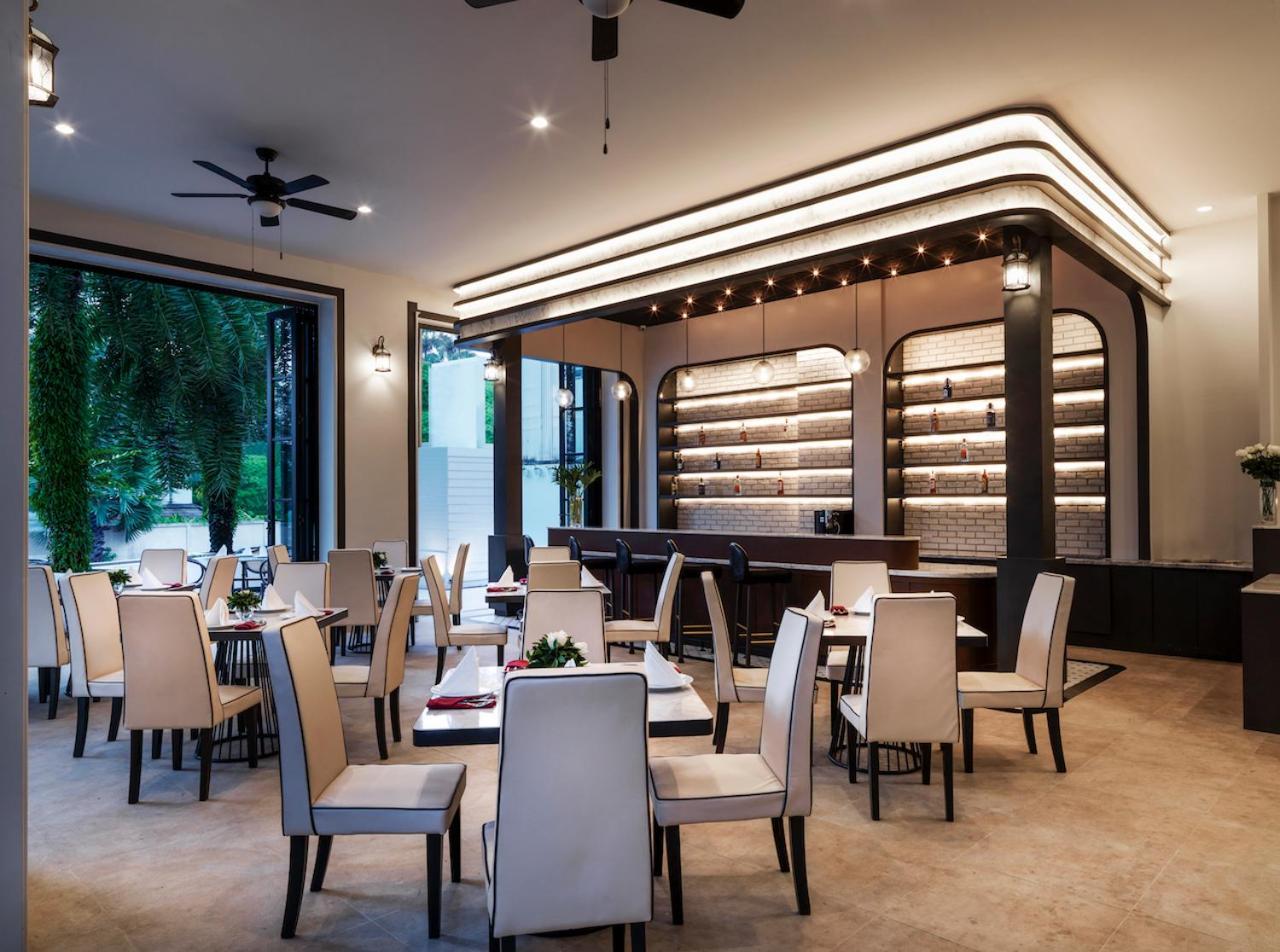 Chanalai Romantica Resort - Adults Only, Kata Beach Bagian luar foto