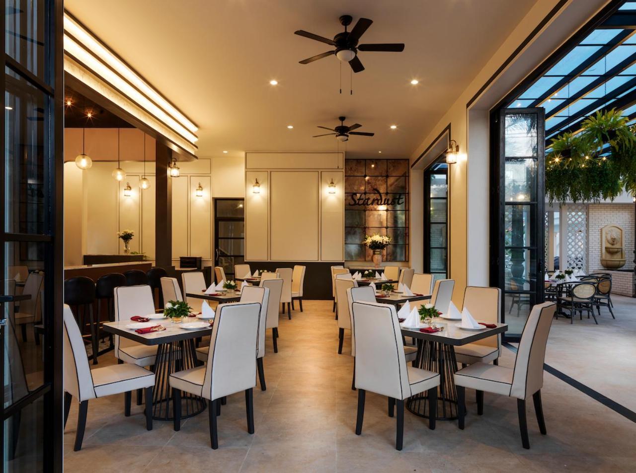 Chanalai Romantica Resort - Adults Only, Kata Beach Bagian luar foto